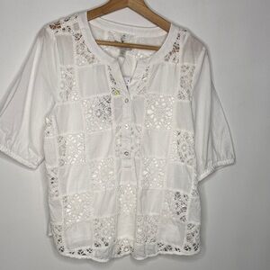 Cupid white Crochet Blouse size M
100% cotton
NWT condition